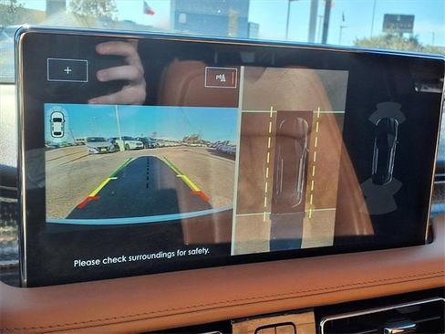 Certified 2022 Lincoln Nautilus Black Label image 18