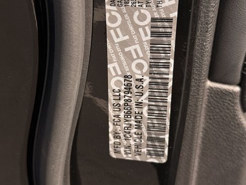 Used 2023 Jeep Grand Cherokee 4WD 4xe image 30