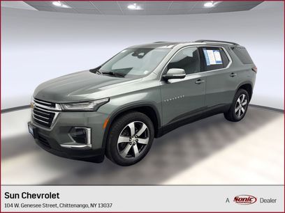 Used 2023 Chevrolet Traverse LT w/ LT Premium Package