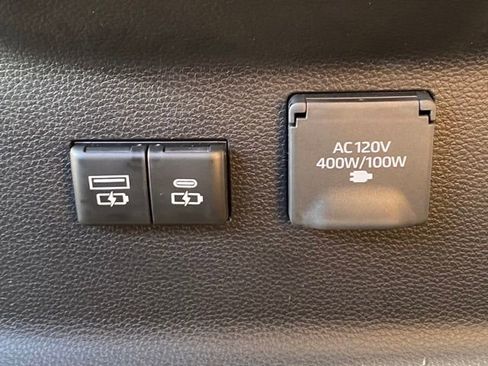 New 2026 Toyota Tundra Platinum AWD/4WD image 31
