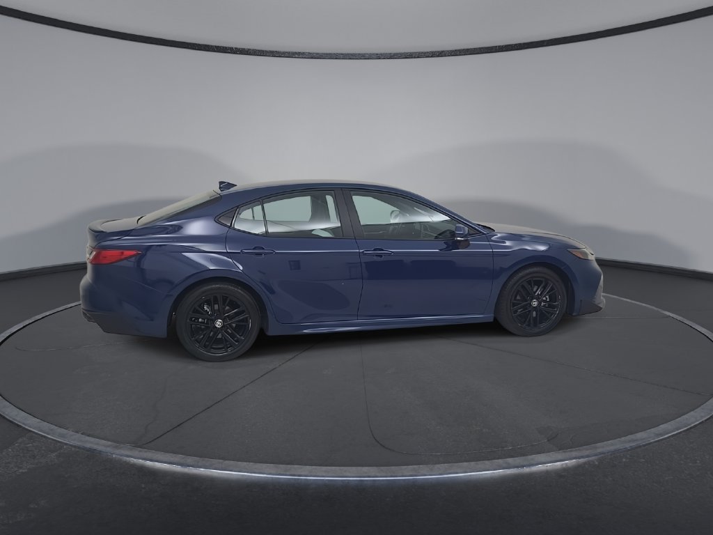 Used 2025 Toyota Camry SE FWD image 18