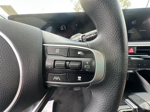 Used 2025 Kia K5 LXS FWD image 29