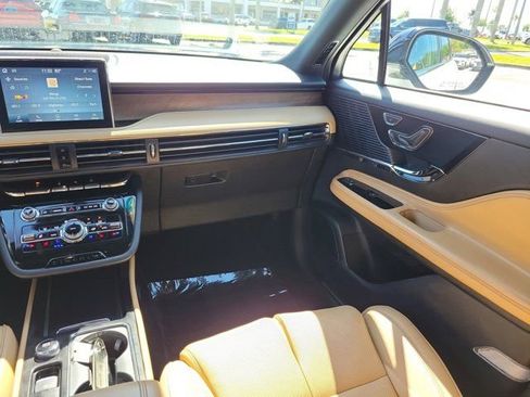 Certified 2022 Lincoln Corsair Reserve w/ Equipment Group 201A image 21