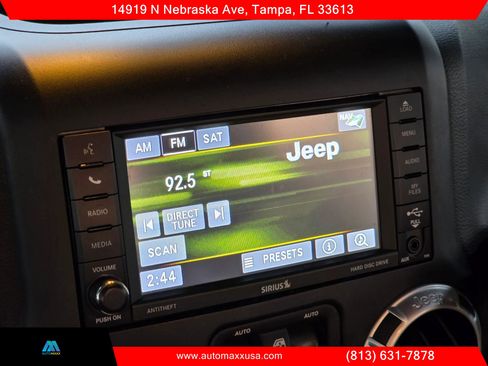 Used 2015 Jeep Wrangler Sahara w/ Connectivity Group AWD/4WD image 16