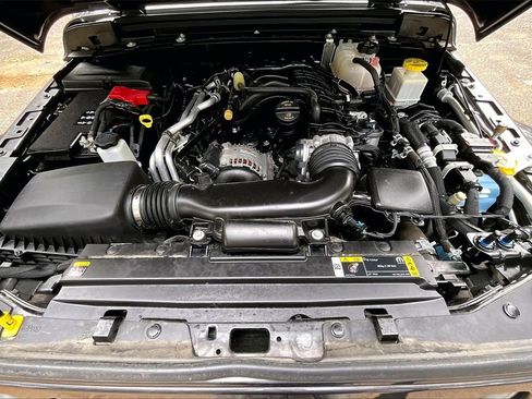 Used 2022 Jeep Gladiator Overland w/ Popular Equipment Package image 27