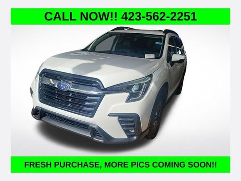 Used 2023 Subaru Ascent Limited image 1