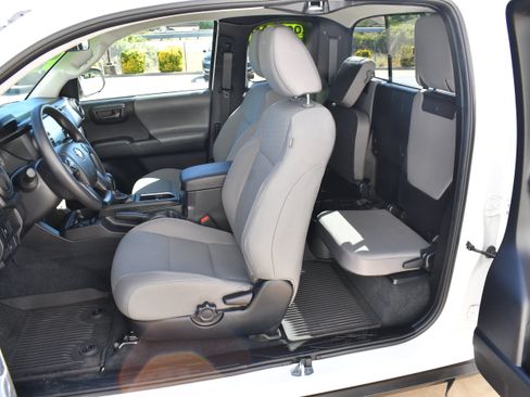 Used 2023 Toyota Tacoma SR RWD image 20