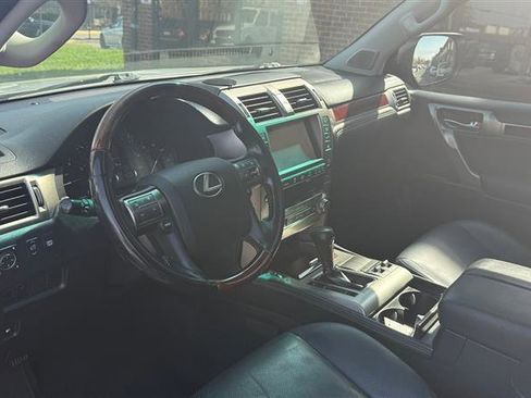 Used 2016 Lexus GX 460 w/ Premium Package image 34