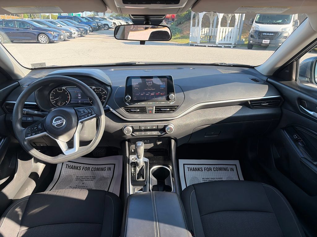 Used 2021 Nissan Altima 2.5 SV AWD/4WD image 13