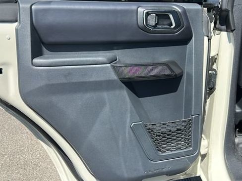 Used 2025 Ford Bronco Badlands AWD/4WD image 14
