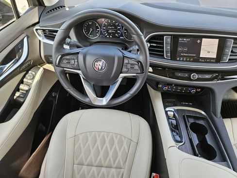 Used 2024 Buick Enclave Avenir w/ Avenir Technology Package AWD/4WD image 28