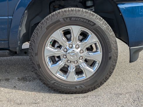 Used 2019 RAM 3500 Limited image 11