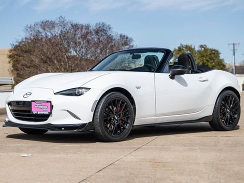 Used 2017 MAZDA MX-5 Miata Club w/ Brembo/BBS Package image 7