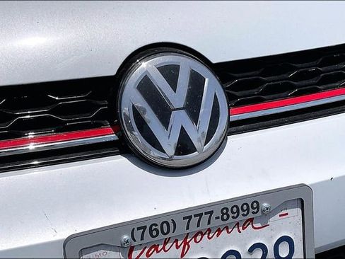 Used 2018 Volkswagen GTI SE w/ SE Leather Package FWD image 30