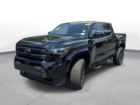 Used 2025 Toyota Tacoma SR5 RWD image 2