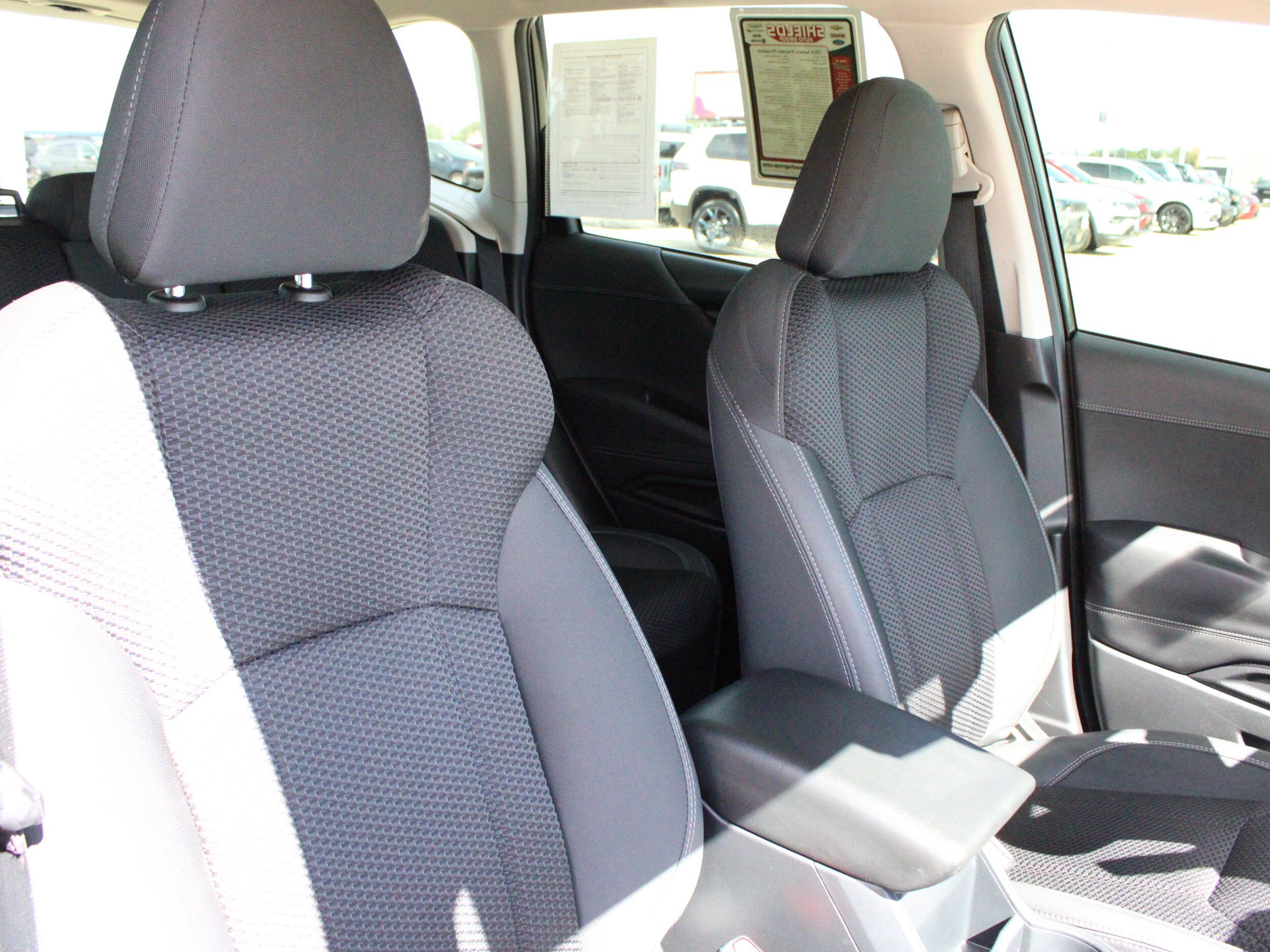 Used 2024 Subaru Forester Premium AWD/4WD image 40