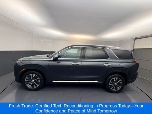 Used 2020 Hyundai Palisade SEL image 2