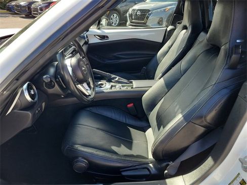 Used 2020 MAZDA MX-5 Miata RF Grand Touring image 13
