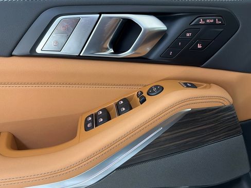 New 2026 BMW X7 xDrive40i w/ M Sport Package image 13