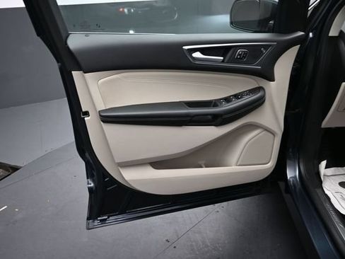 Certified 2023 Ford Edge Titanium w/ Equipment Group 301A AWD/4WD image 22