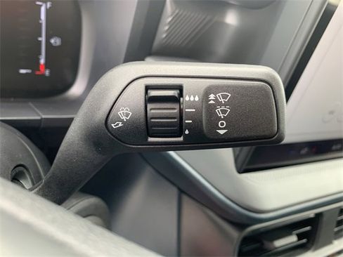 New 2025 Ford Maverick XL w/ Equipment Group 102A image 28