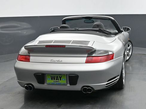 Used 2004 Porsche 911 Turbo image 5
