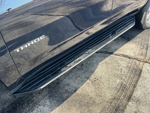 Used 2023 Chevrolet Tahoe Premier image 9