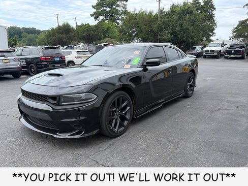 Used 2022 Dodge Charger R/T w/ Blacktop Package RWD image 3