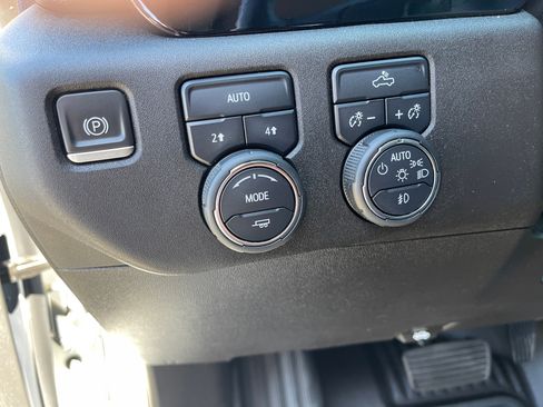 Used 2024 Chevrolet Silverado 1500 RST w/ Redline Edition AWD/4WD image 11