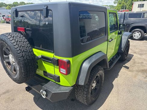 Used 2012 Jeep Wrangler Sport AWD/4WD image 12