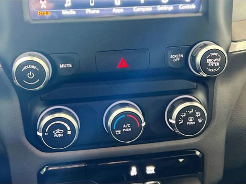 Used 2021 RAM 1500 Big Horn image 11