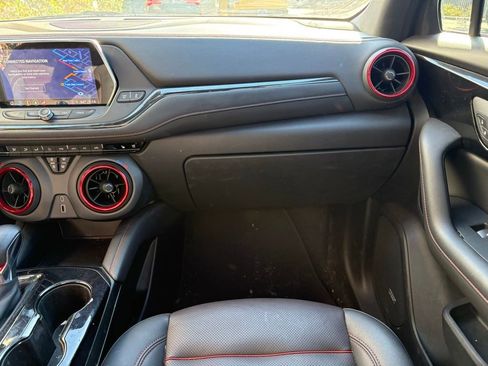 Used 2022 Chevrolet Blazer RS w/ Enhanced Convenience Package image 10