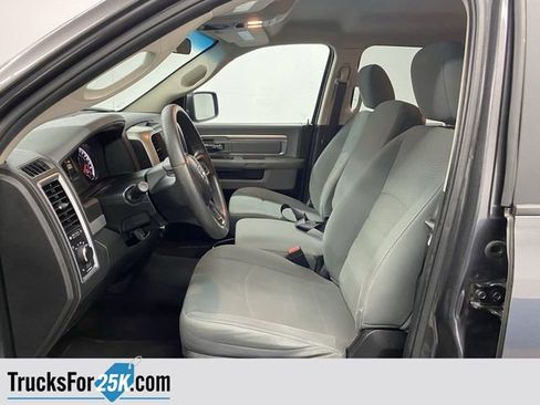 Used 2018 RAM 1500 Classic SLT image 5