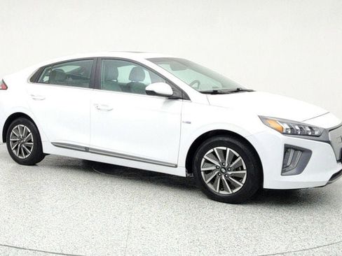 Used 2020 Hyundai Ioniq Limited image 3