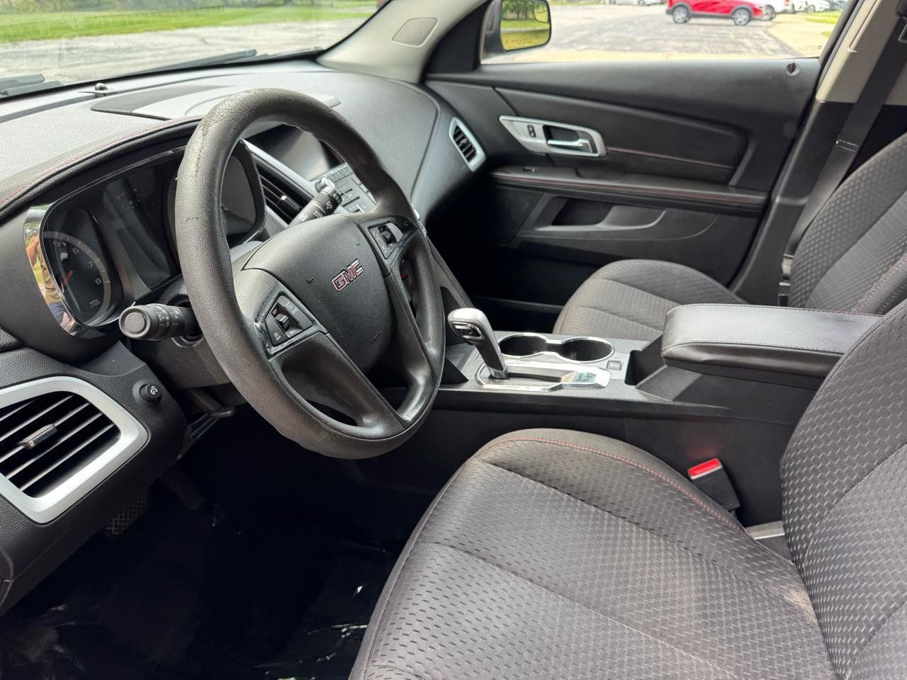Used 2014 GMC Terrain SLE FWD image 26