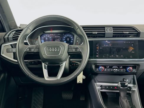 Used 2025 Audi Q3 2.0T Premium AWD/4WD image 18