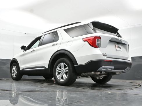 Used 2020 Ford Explorer XLT w/ Equipment Group 202A AWD/4WD image 49