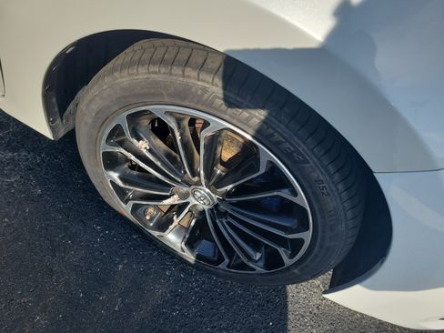 Used 2014 Toyota Corolla S FWD image 8