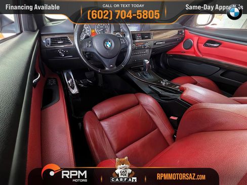 Used 2013 BMW 335i Convertible image 12