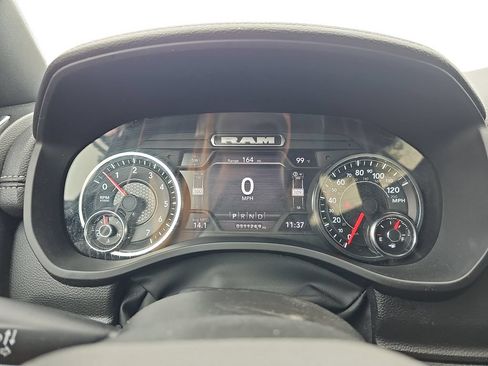 Used 2024 RAM 1500 Laramie AWD/4WD image 19