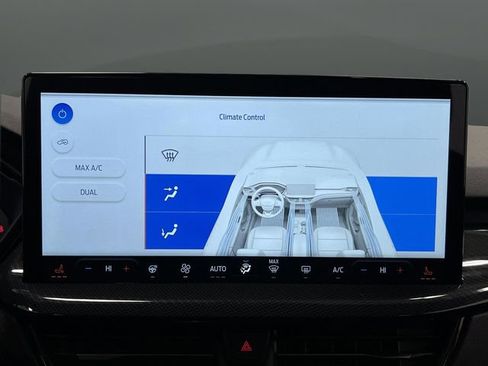 Used 2024 Ford Escape ST-Line w/ Tech Pack #1 image 21