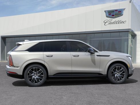 New 2025 Cadillac Escalade IQ Sport 2 w/ LPO, ONYX Package image 6