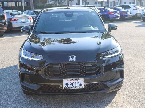 Certified 2023 Honda HR-V Sport image 2