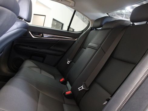 Used 2016 Lexus GS 200t image 11