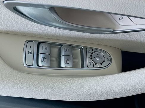 Certified 2022 Mercedes-Benz E 350 Sedan image 18