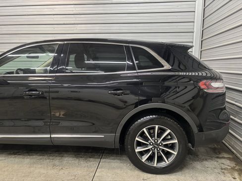 Used 2022 Lincoln Nautilus AWD image 5