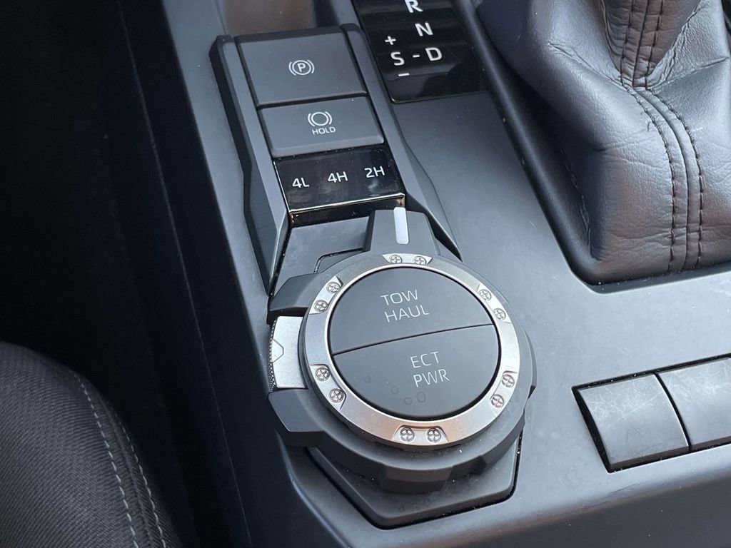 Used 2026 Toyota Tacoma SR5 AWD/4WD image 21