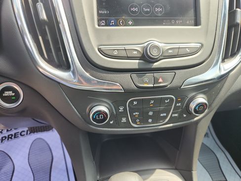 Used 2024 Chevrolet Equinox LT image 33