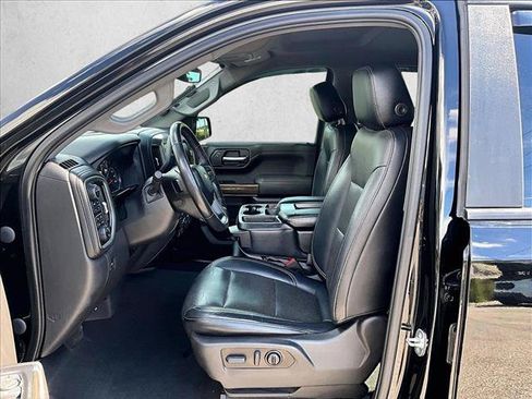 Used 2021 Chevrolet Silverado 1500 LT w/ Z71 Off-Road Package AWD/4WD image 24