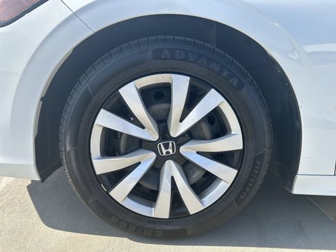 Certified 2023 Honda Civic LX image 18